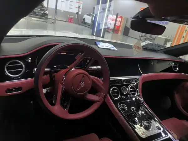 Bentley Continental 2024