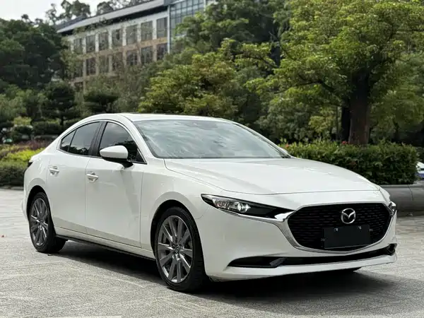 Mazda 3 Axela 2020