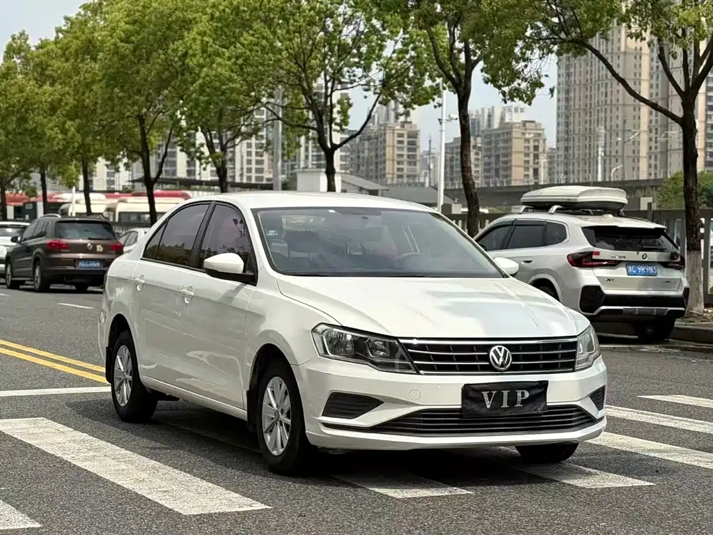 Volkswagen Jetta 2018 — фото 3