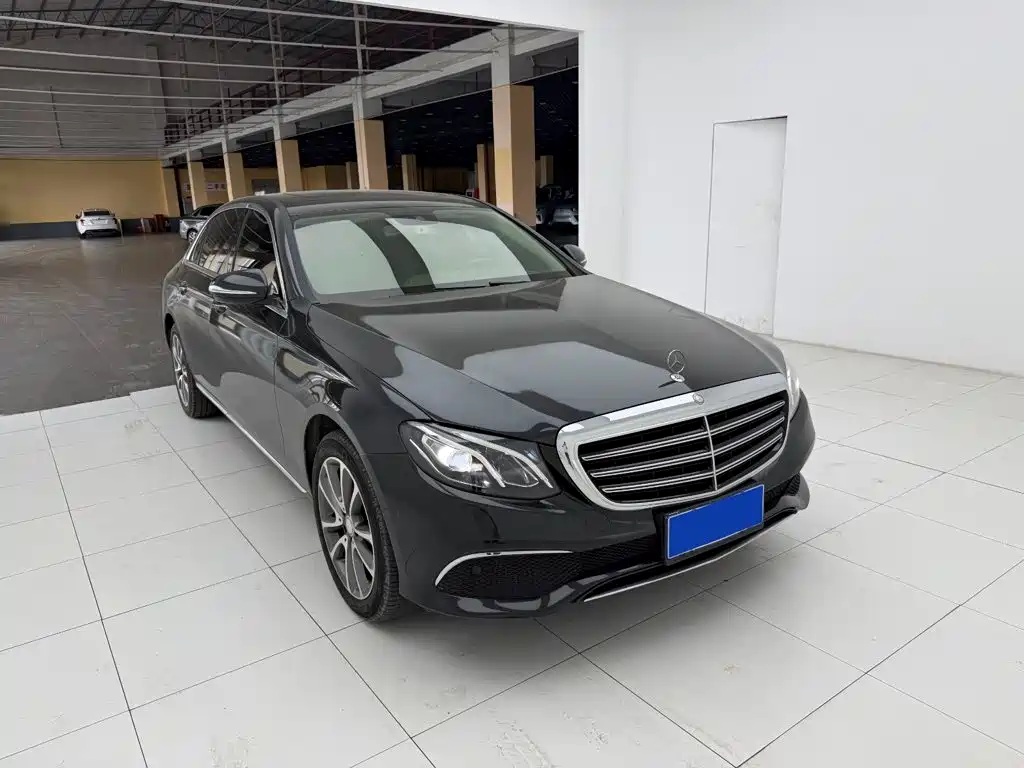 Mercedes-Benz E-Class 2017 — фото 3