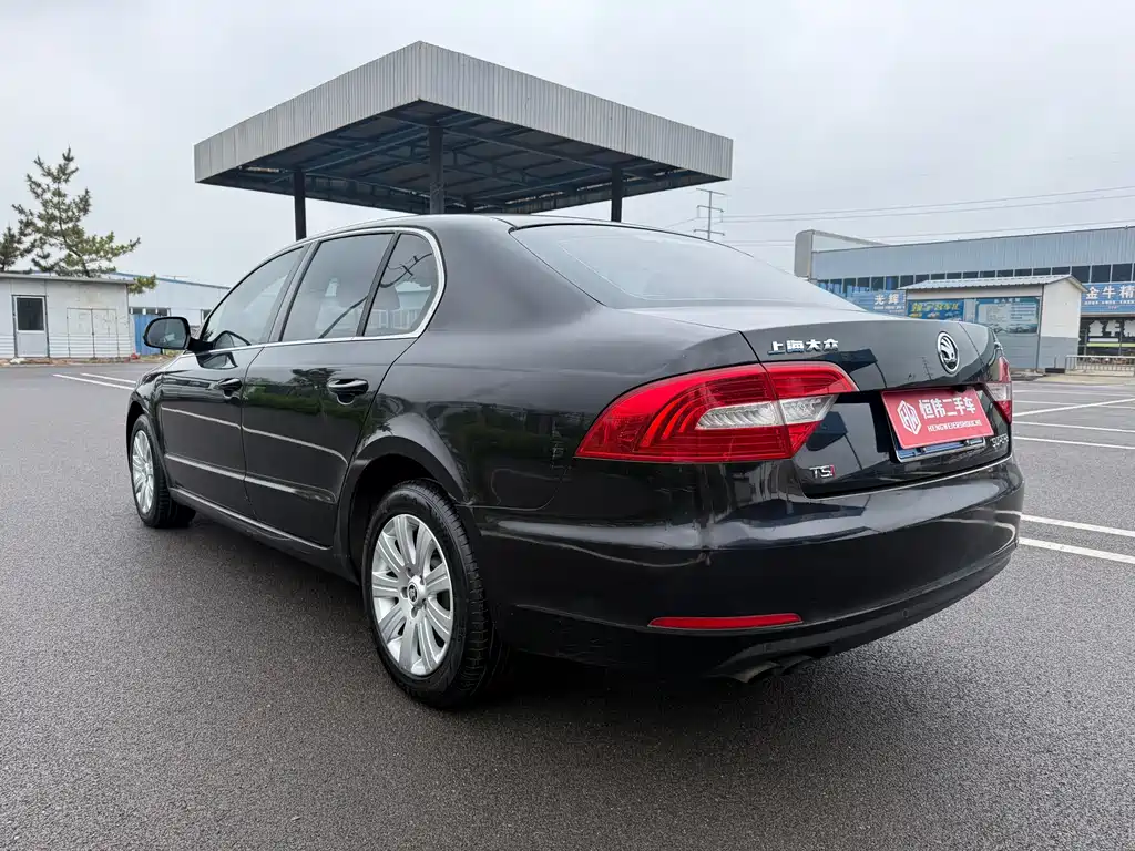 Skoda Superb 2015 — фото 4