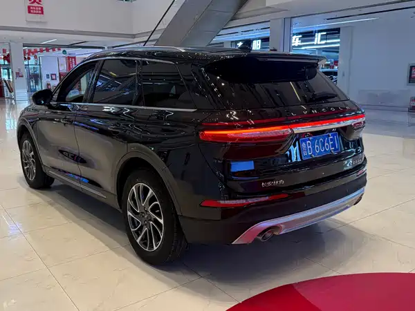 Lincoln Corsair 2022