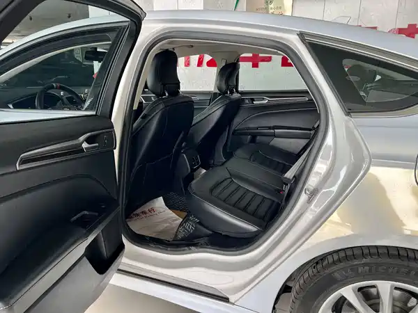 Ford Mondeo 2019