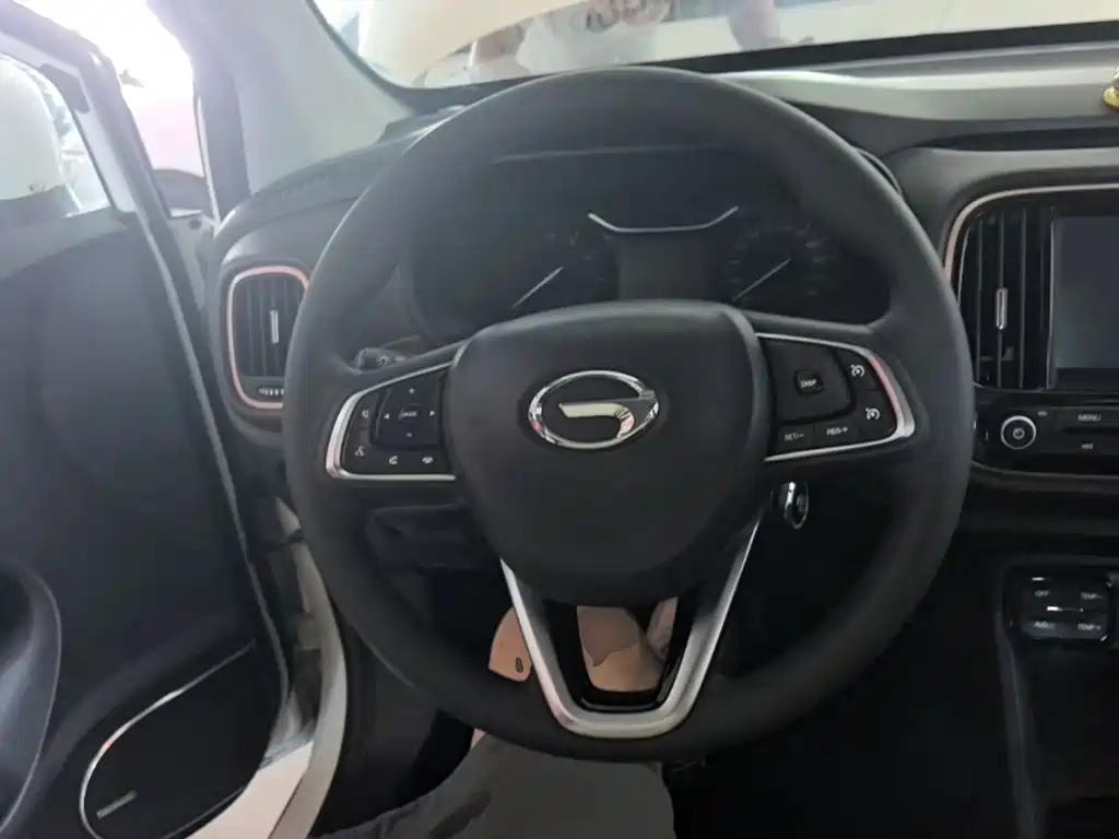 GAC Trumpchi GS3 2018 — фото 11
