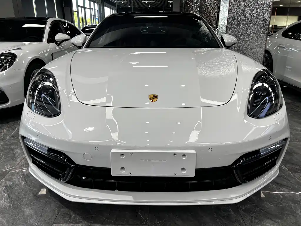 Porsche Panamera 2019 — фото 2