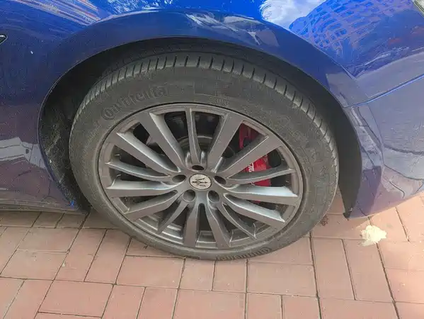 Maserati Ghibli 2021