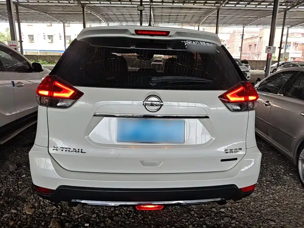 Nissan X-Trail 2020 — фото 6