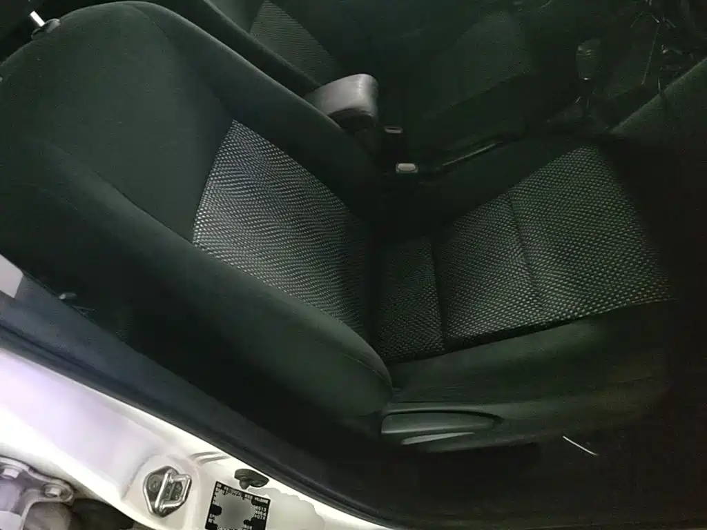 Toyota Vios 2016 — фото 25
