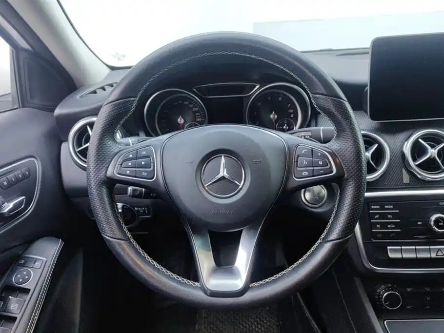 Mercedes-Benz GLA 2019 — фото 15