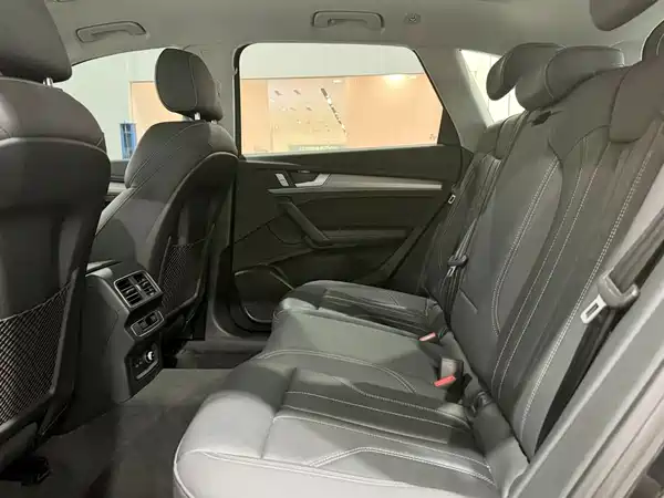 Audi Q5L 2024