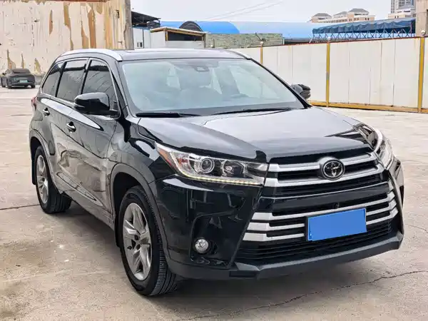 Toyota Highlander 2021