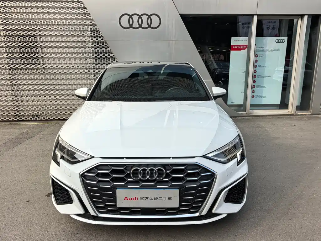 Audi A3 2022 — фото 2