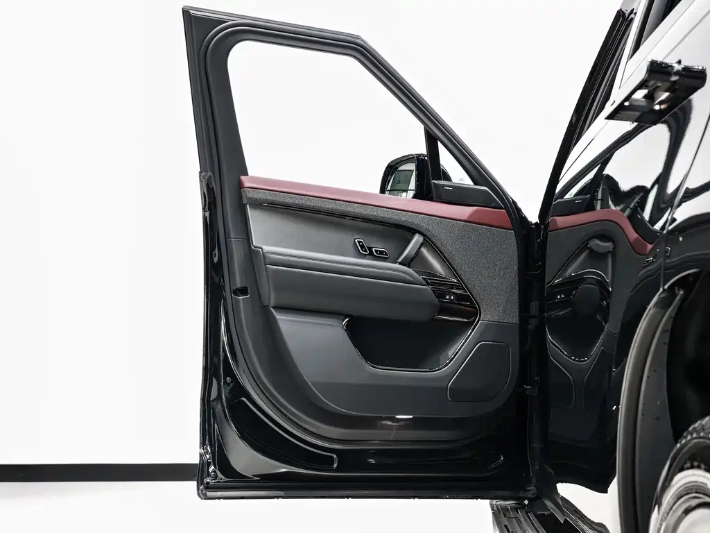 Land Rover Range Rover Sport 2025 — фото 14