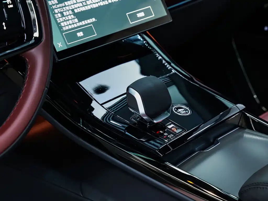 Land Rover Range Rover Sport 2025 — фото 19