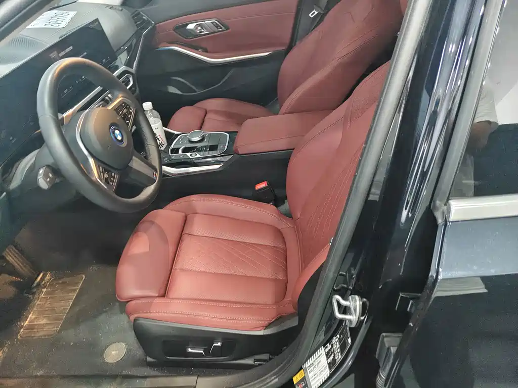 BMW i3 2024