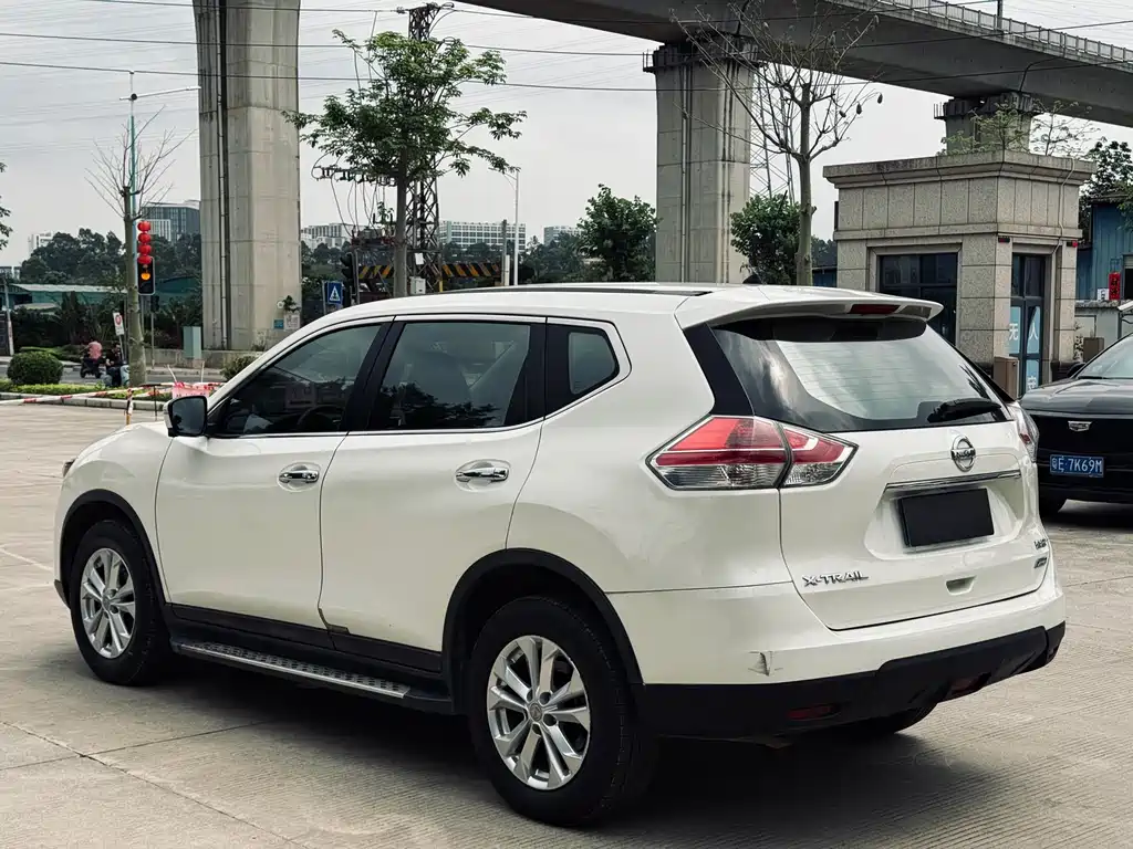 Nissan X-Trail 2015 — фото 4