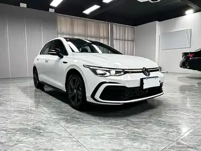 Volkswagen Golf 2023