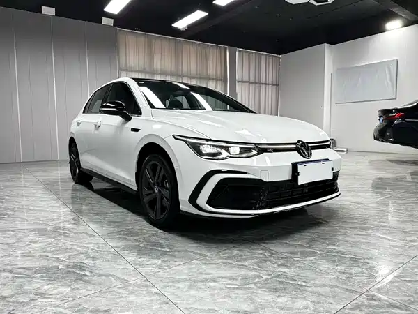 Volkswagen Golf 2023