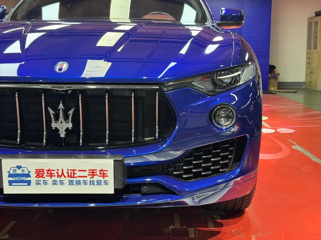 Maserati Levante 2018 — фото 12