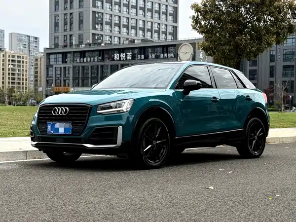Audi Q2L 2018