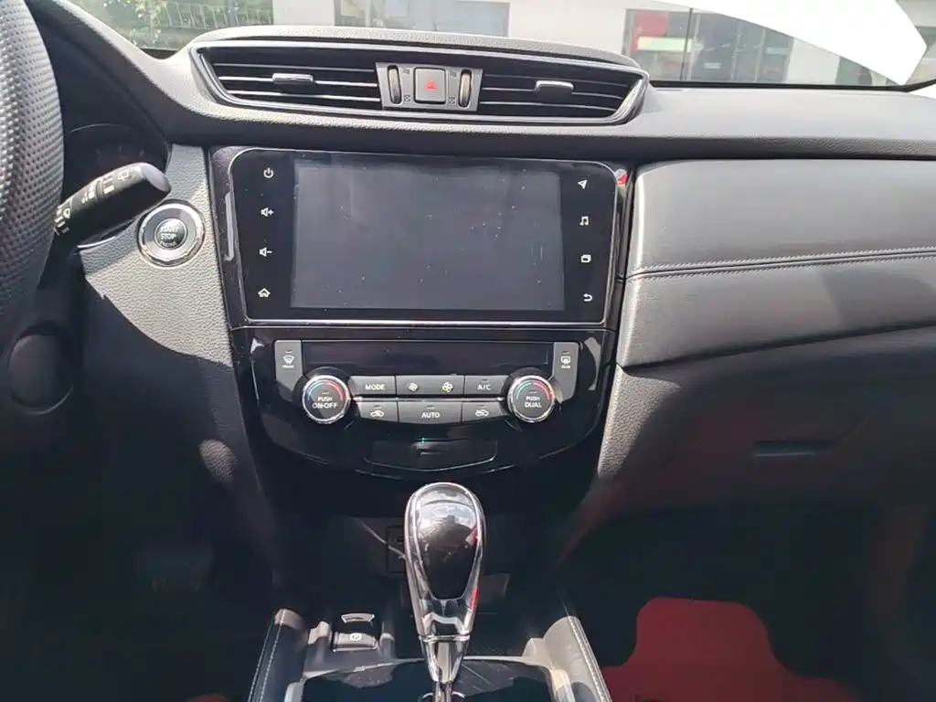 Nissan X-Trail 2019 — фото 13