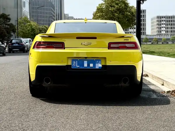 Chevrolet Camaro 2015