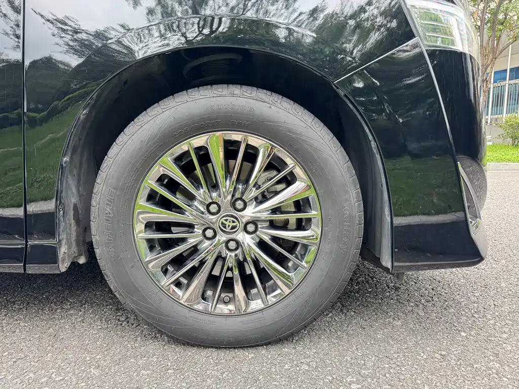 Toyota Vellfire 2020 — фото 15