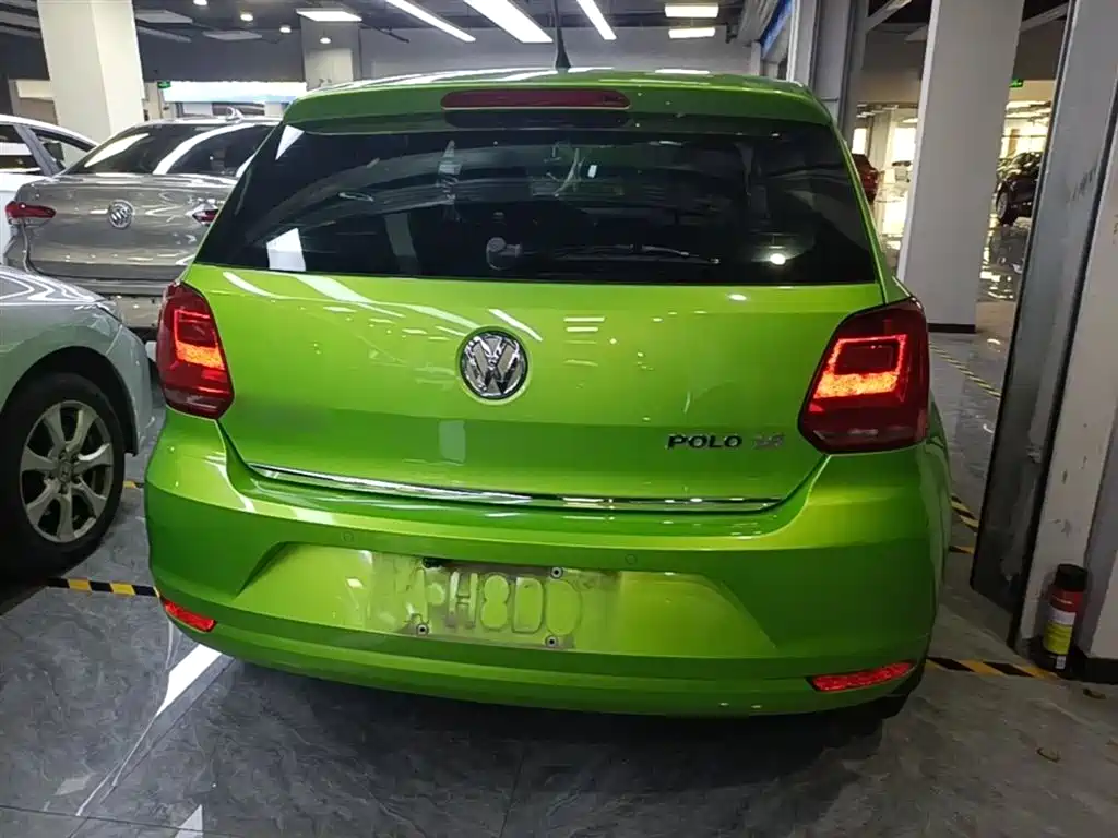 Volkswagen Polo 2015 — фото 6