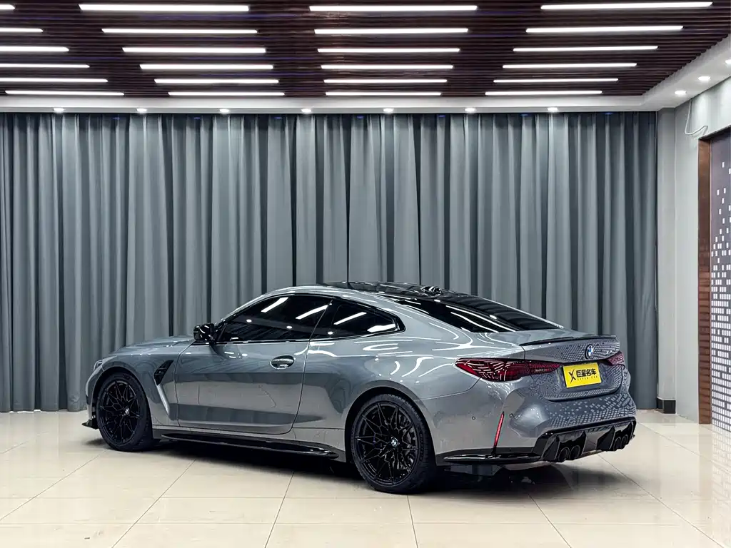 BMW M4 2025 — фото 9