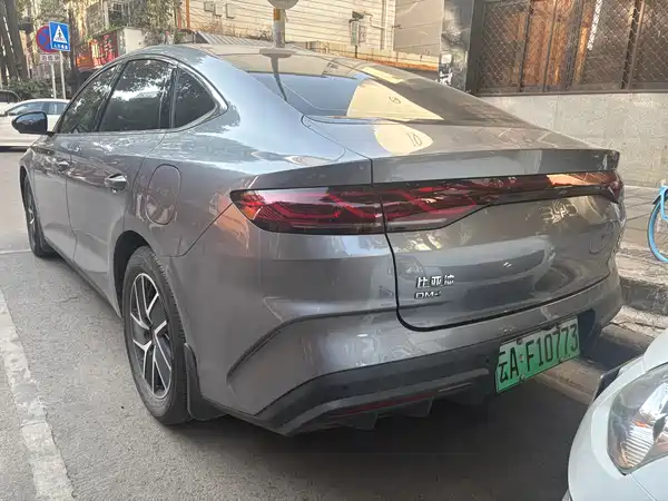 BYD Qin L 2024