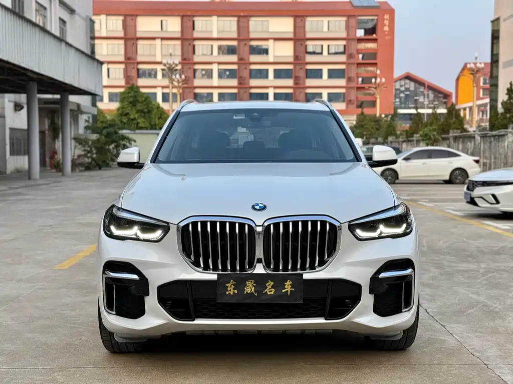 BMW X5 2023 — фото 8
