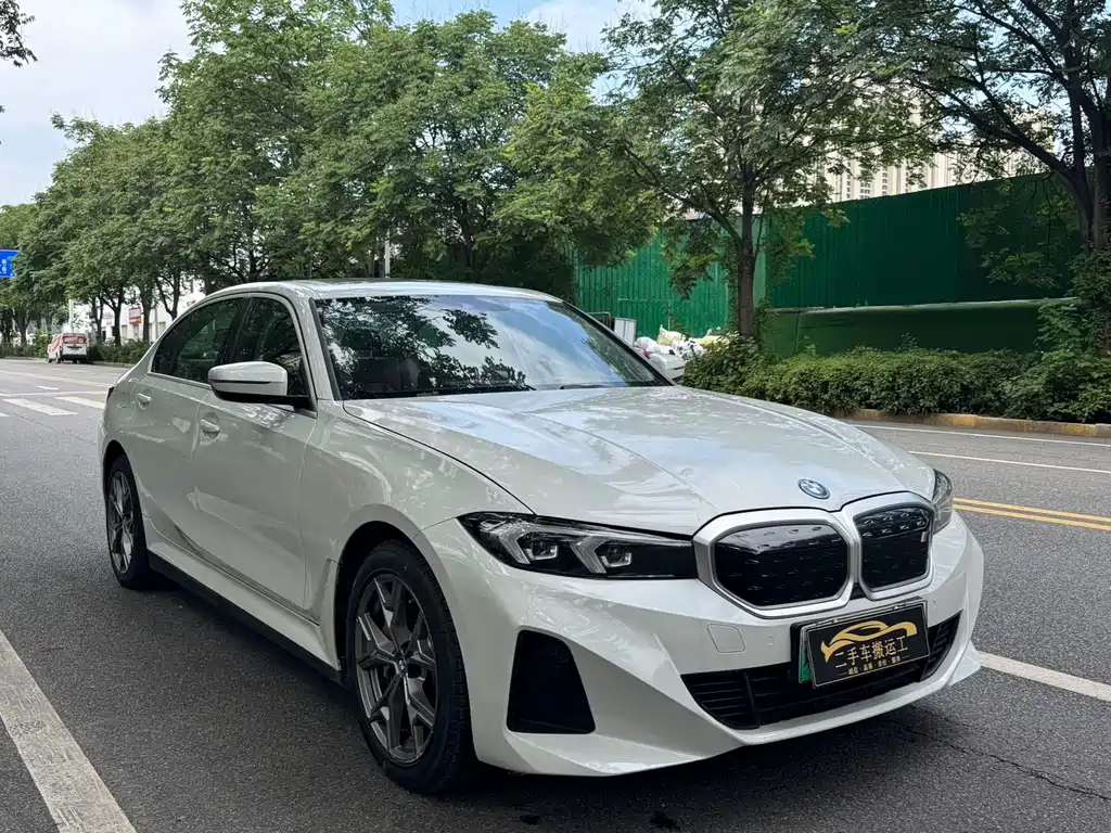 BMW i3 2024