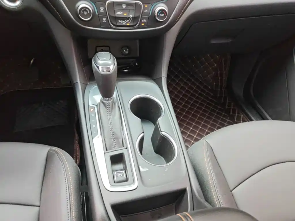 Chevrolet Equinox 2020 — фото 14