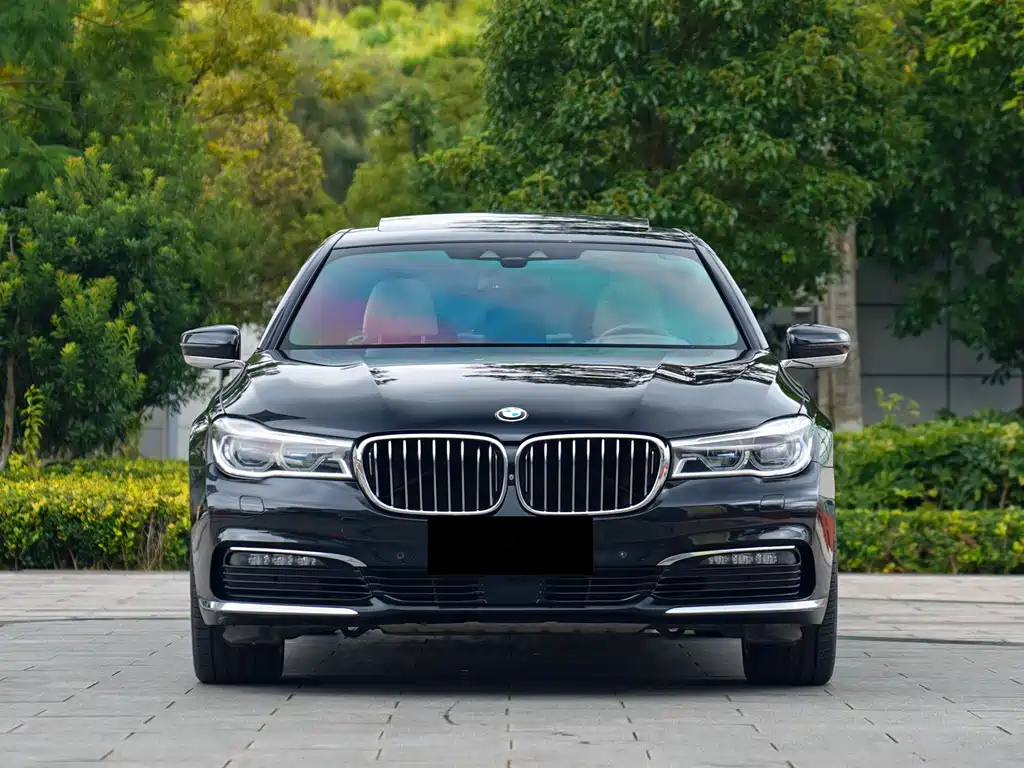 BMW 7 Series 2015 — фото 2