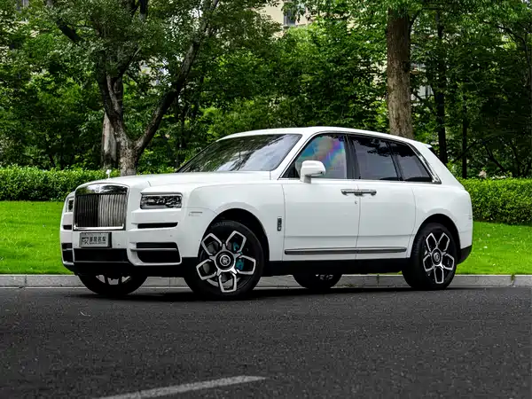 Rolls-Royce Cullinan 2021