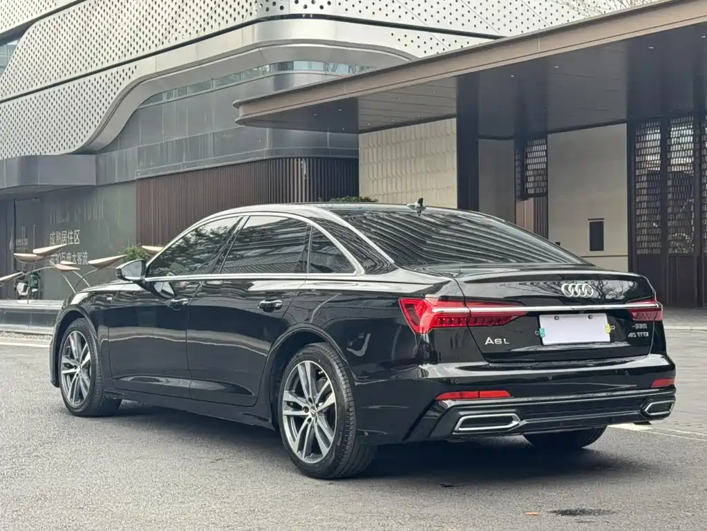 Audi A6L 2021 — фото 29