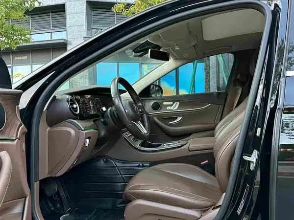 Mercedes-Benz E-Class 2019