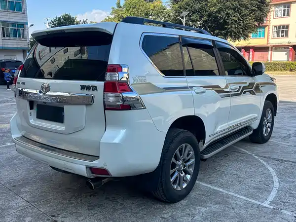 Toyota Prado 2016