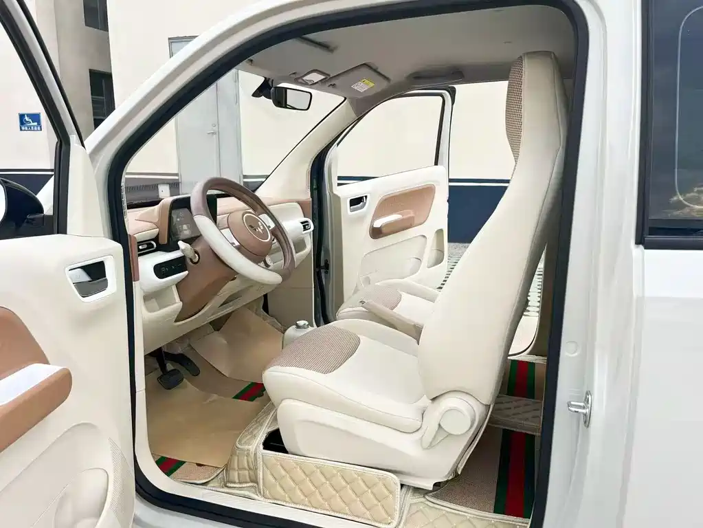 Wuling MINIEV 2025