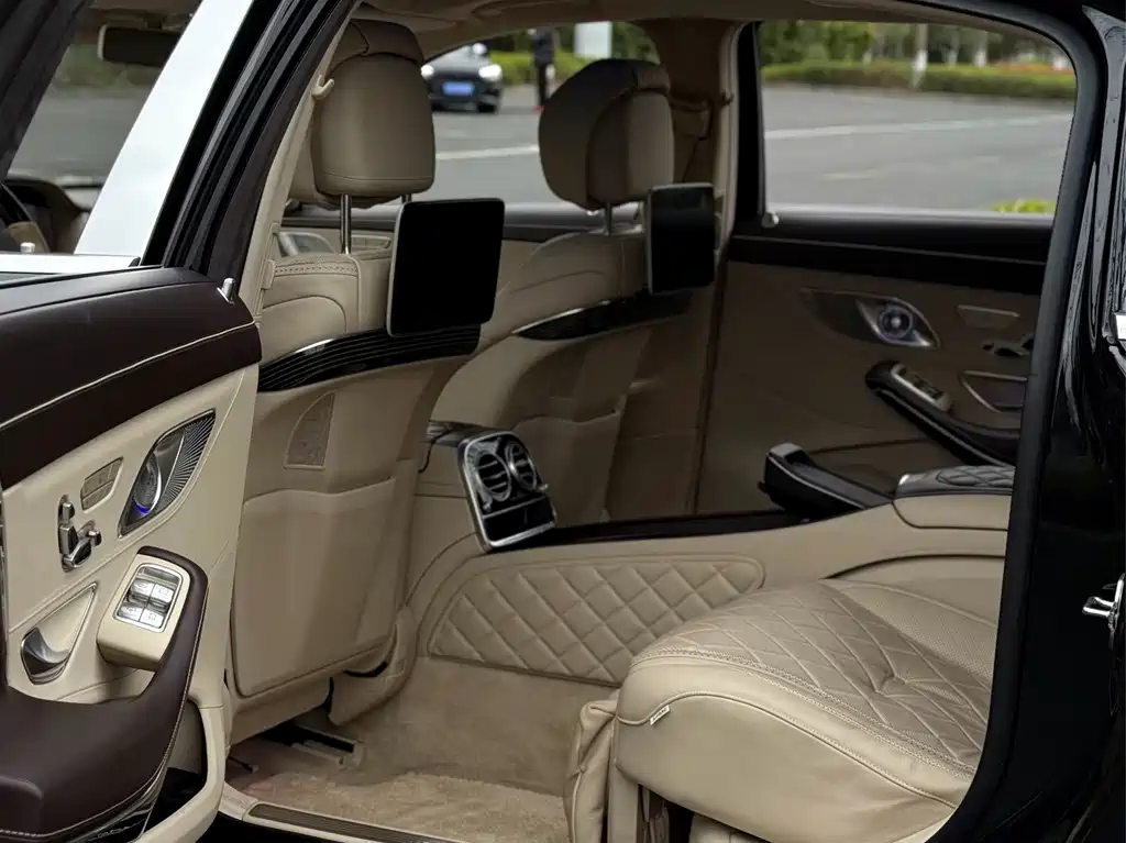 Mercedes-Benz Maybach S-Class 2020 — фото 17