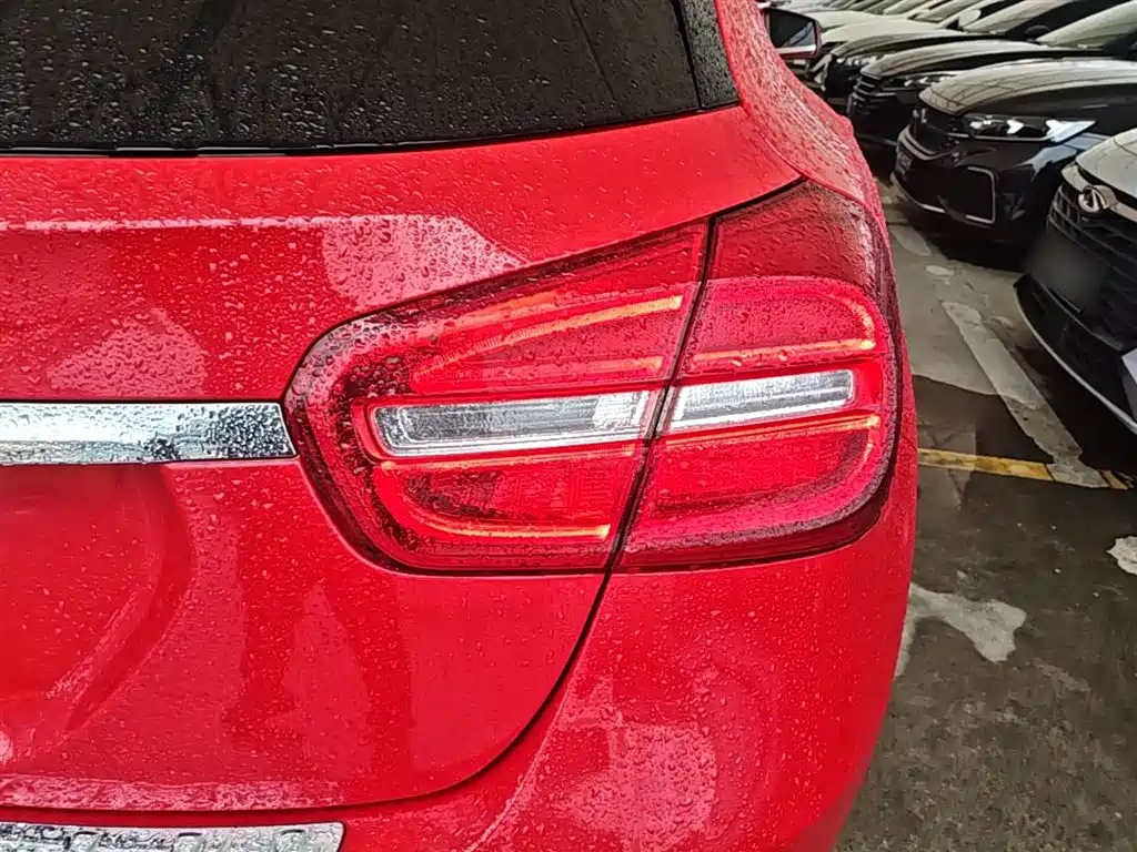Mercedes-Benz GLA 2016 — фото 8
