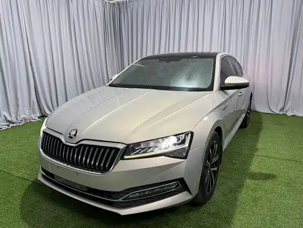 Skoda Superb 2022