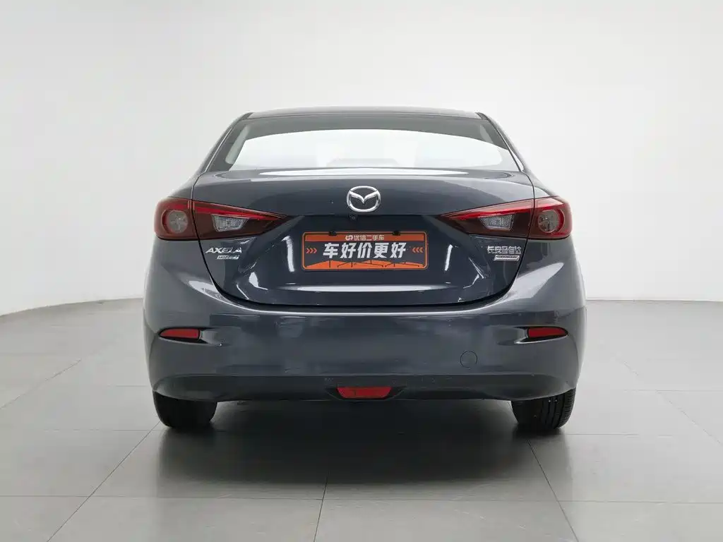 Mazda 3 Axela 2018 — фото 4