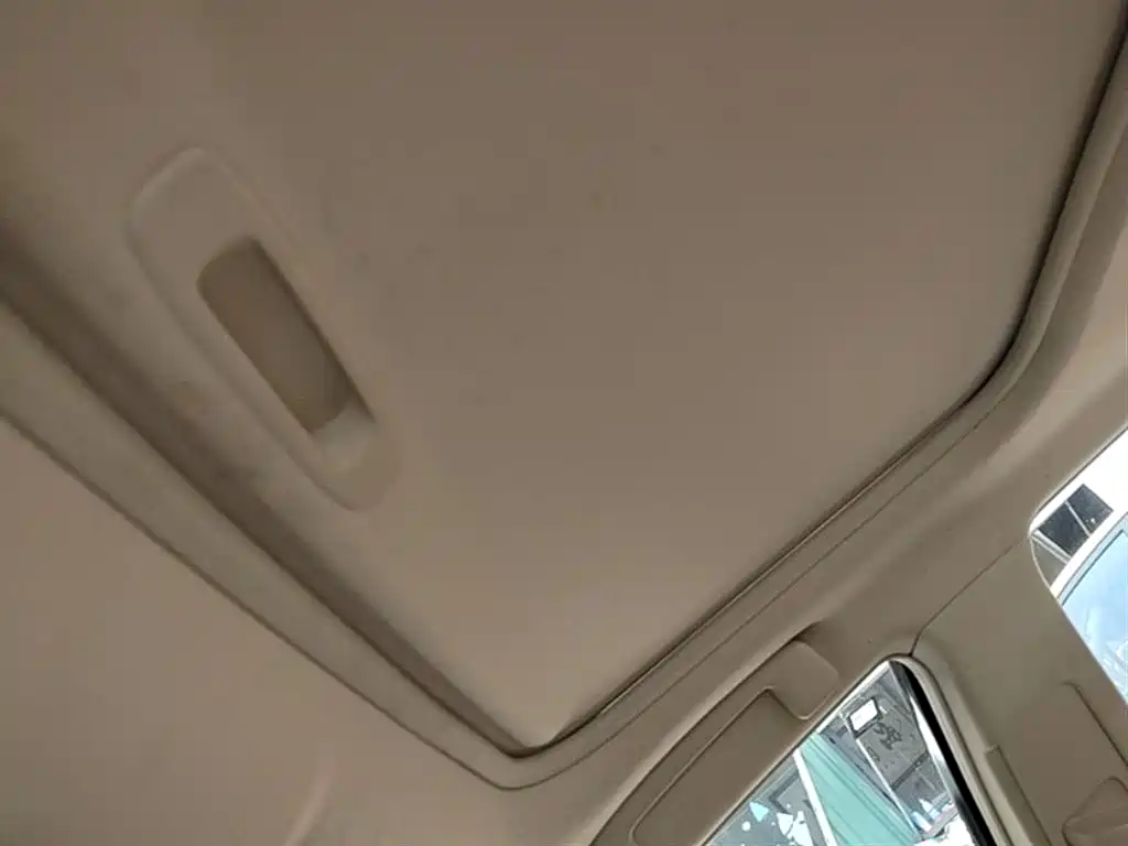 Toyota Camry 2016 — фото 17