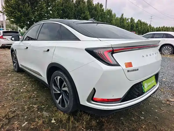 Arcfox Alpha S 2023