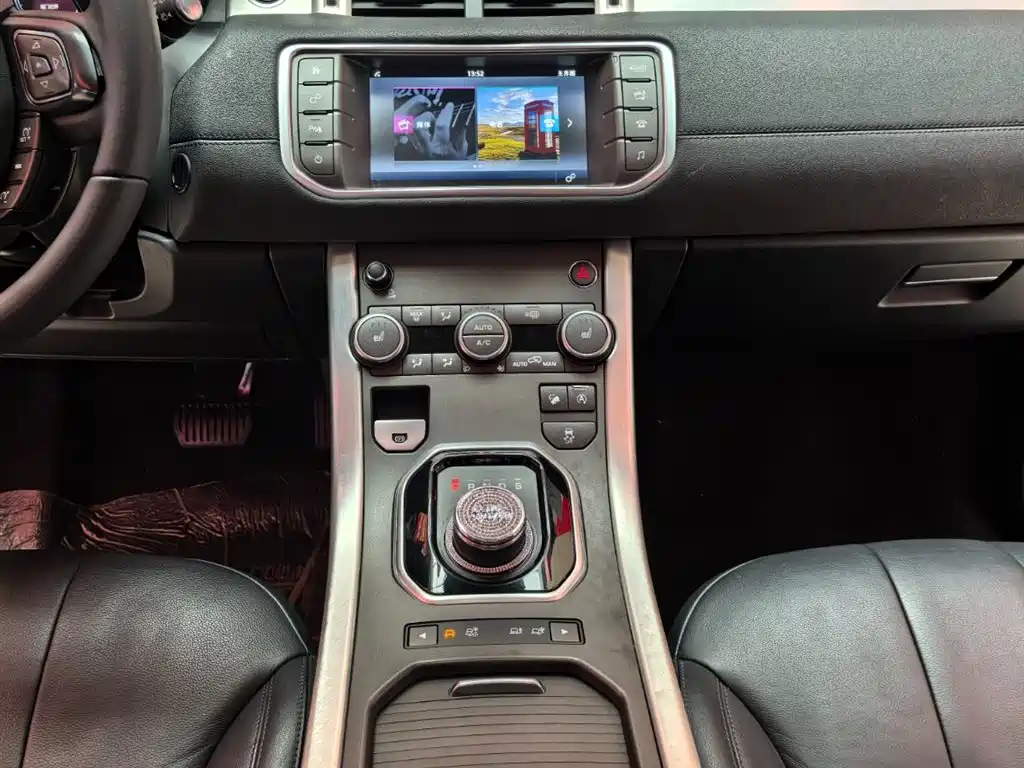 Land Rover Evoque 2017 — фото 12