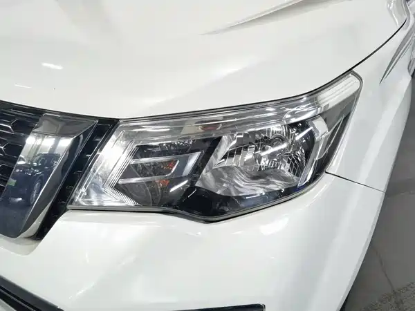 Nissan Terra 2019