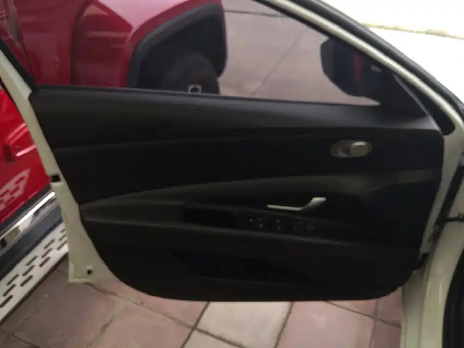 Hyundai Elantra 2022