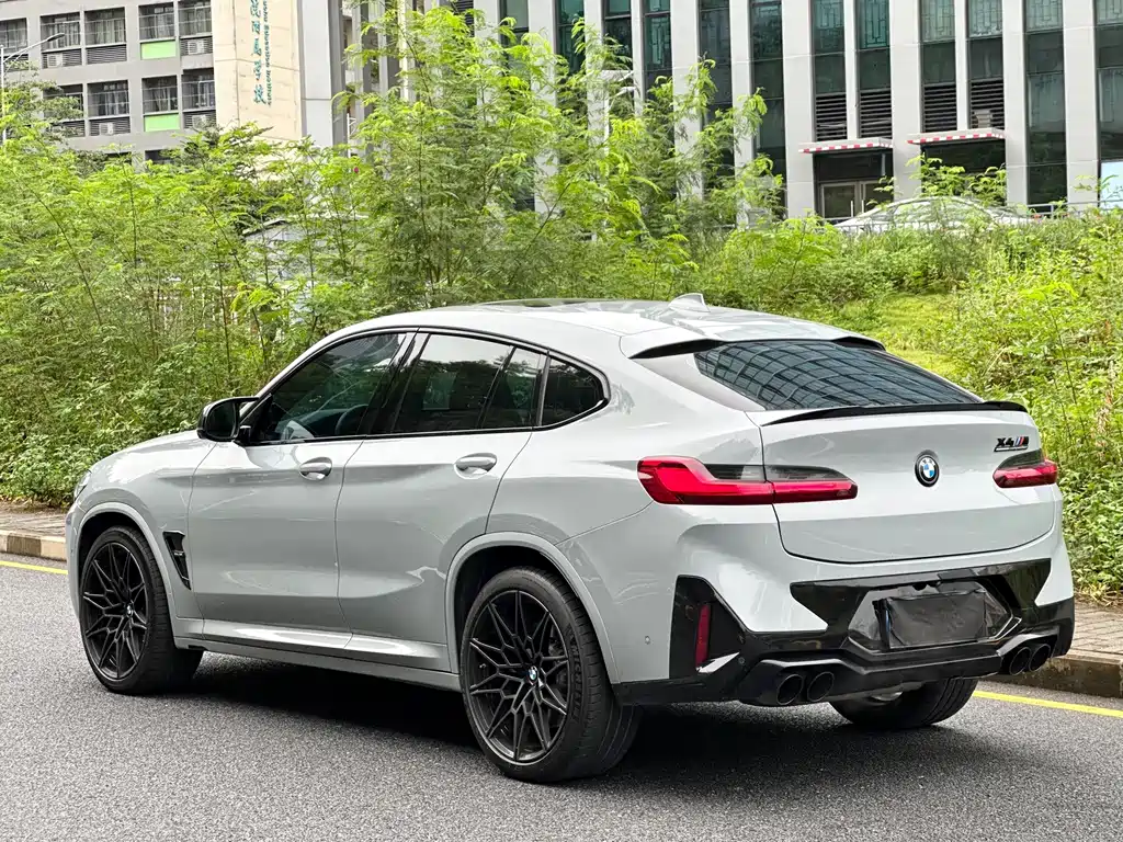 BMW X4 M 2022 — фото 9