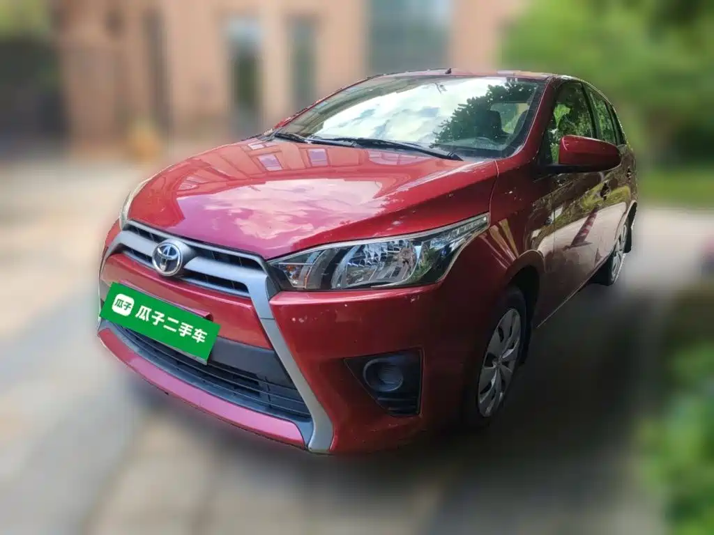Toyota Yaris L 2015